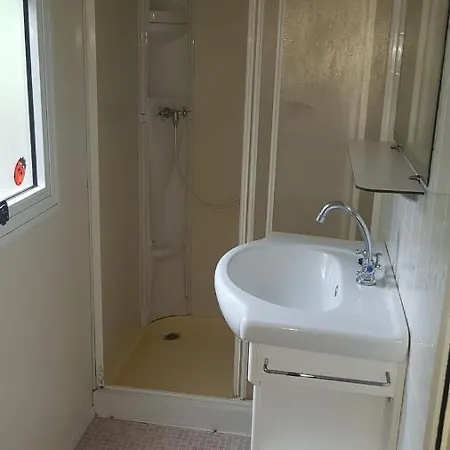 Sunvillage Camp- Mobilházak Alsóörsön Kemping Alsóörs