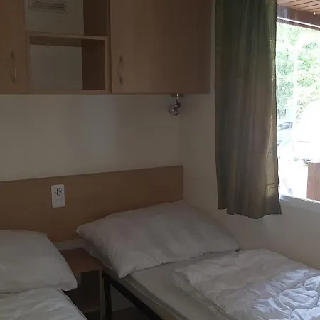 Sunvillage Camp- Mobilházak Alsóörsön Camping