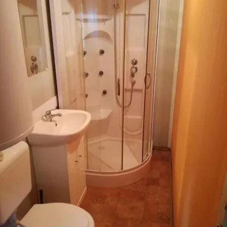 Sunvillage Camp- Mobilházak Alsóörsön *