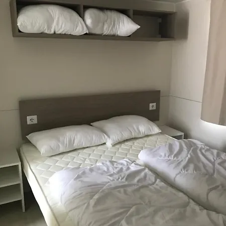 Sunvillage Camp- Mobilházak Alsóörsön Alsóörs